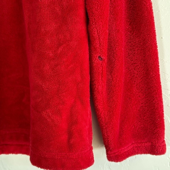 Disney Red Mickey Mouse Fleece Sleepwear Top Sz M - Picture 4 of 7